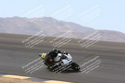 media/Apr-10-2022-SoCal Trackdays (Sun) [[f104b12566]]/Bowl (11am)/